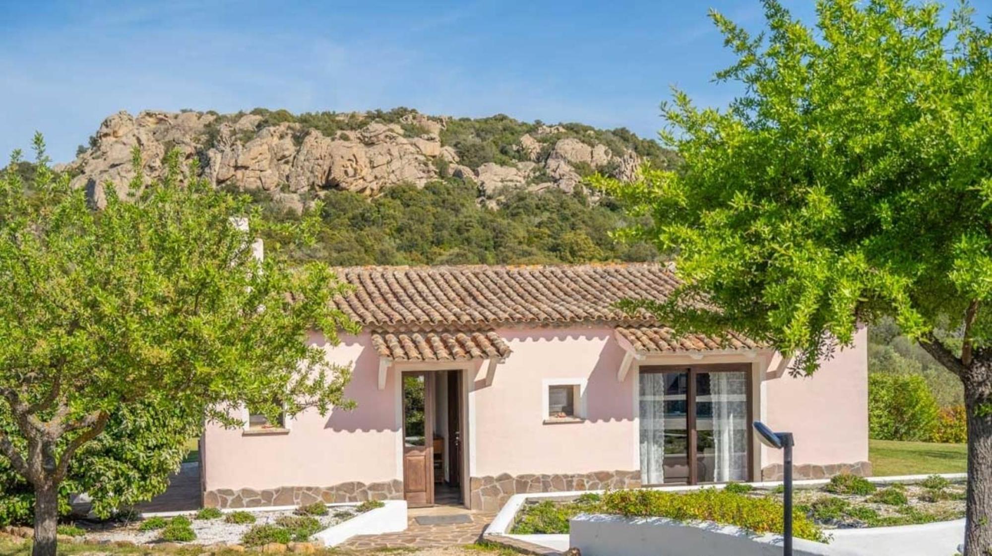 Spartaco Eco Retreat San Pantaleo Sole Ruiu ภายนอก รูปภาพ